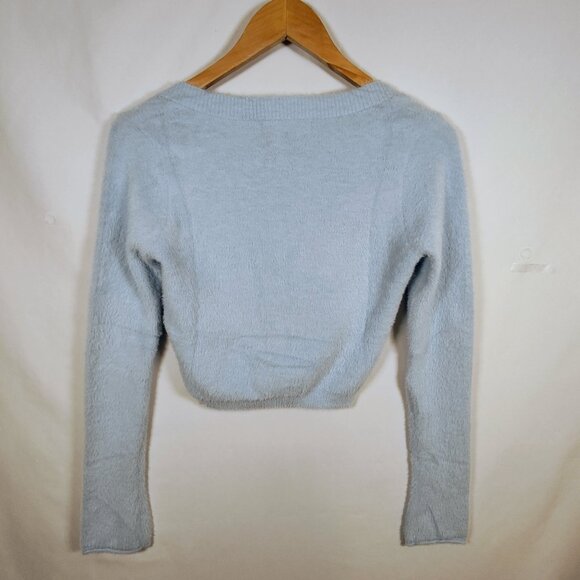 ReoRia Women's Small Fuzzy Scoop Neck Crop Sweater NWT - Picture 5 of 9